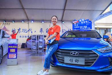 【車展第一天】遇到那個TA，放棄蘋果8......